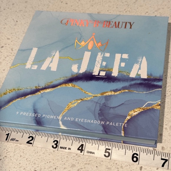 NEW La Jefa Deluxe Pinky B Eyeshadow Makeup Palette of 9 highly pigmented colors - Picture 14 of 14